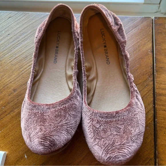 LUCKY BRAND Emmie Women's Pink Mauve Velvet Ballet Flats Size 8 - Picture 3 of 7